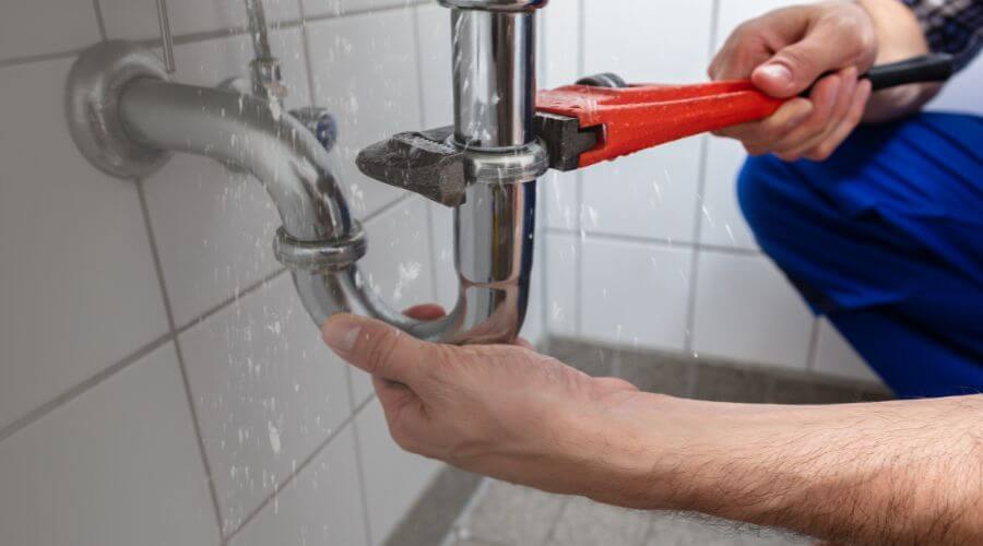 Expert burst pipe repair services in Guion, AR